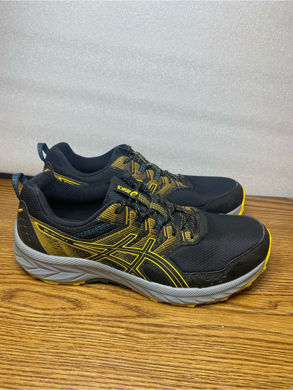 ASICS GEL-Venture 9 Shoes Mens Size 11 Black Trail Running Sneakers 1011B486